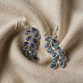 Cercei eleganți în culoare mov cu piatră lunii