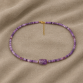 Choker lucrat manual cu ametist
