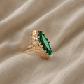 Inel vintage oval plat cu zirconii